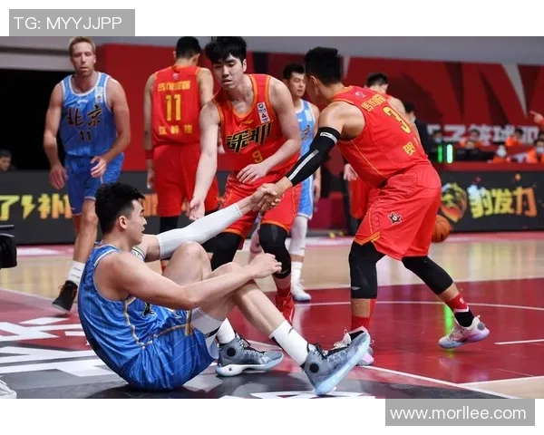 深圳篮球队的比赛节奏分析与战术特点探讨